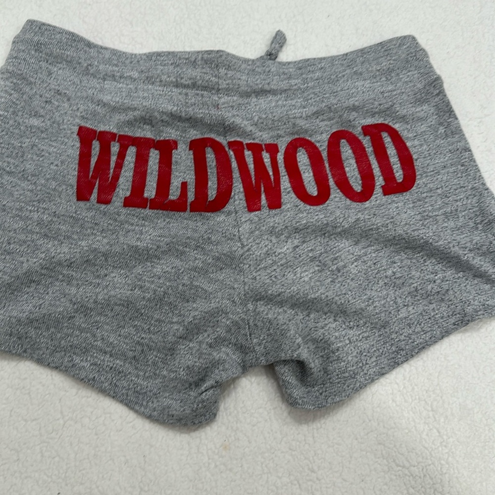 Gray grey  drawstring short shorts butt logo Cotton blend size S wildwood